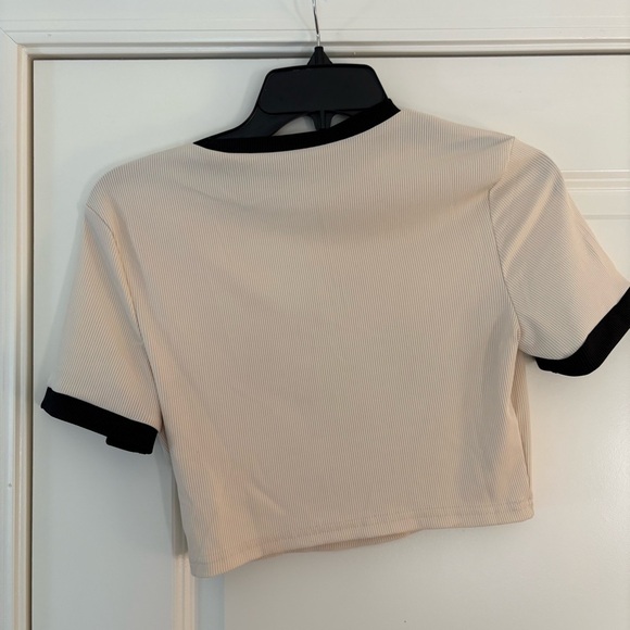 Western “Saddle Up Nashville” Graphic Crop Top - Picture 5 of 6